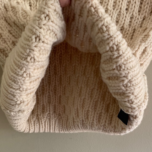 MARC JACOBS Cozy Cream Chunky Knit Turtleneck Sweater top - Size M - Picture 7 of 10
